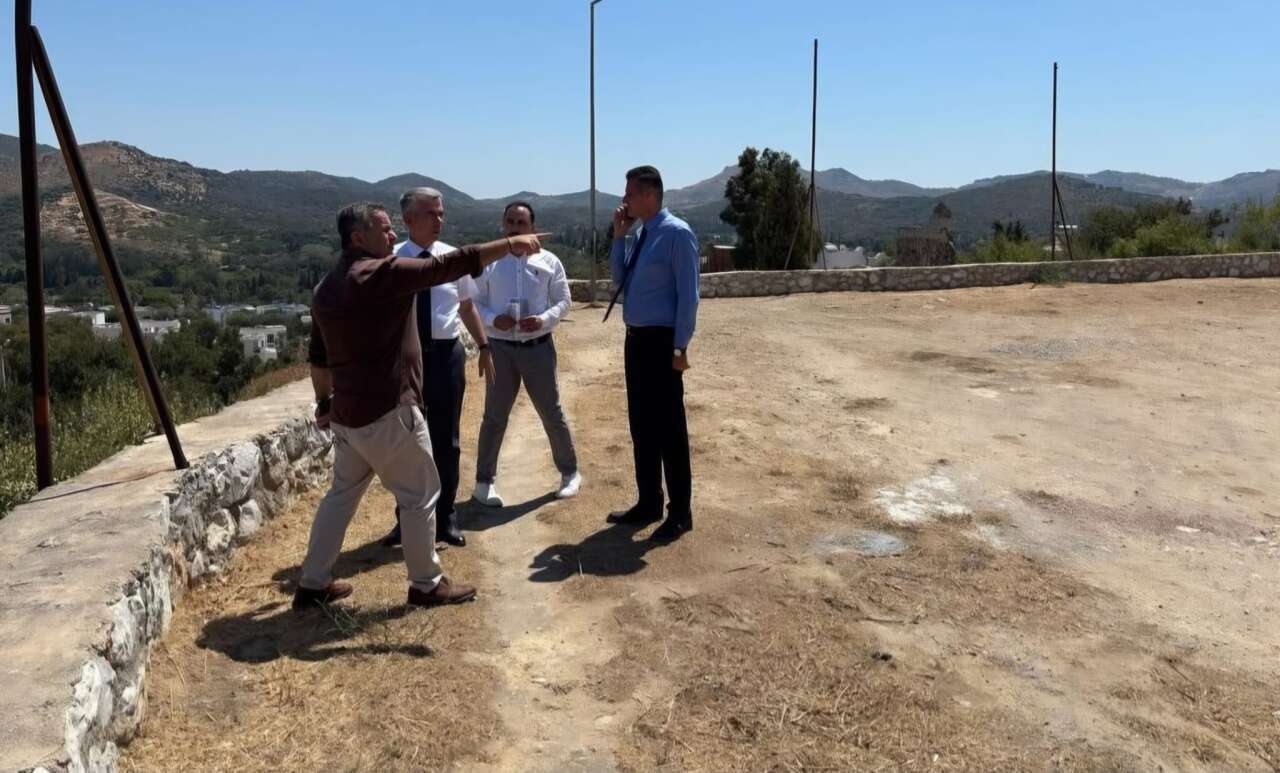 Bodrum Dereköy’e Yeni Okul İçin İlk Adım: Kaymakam Sırmalı Arsada İnceleme Yaptı 3